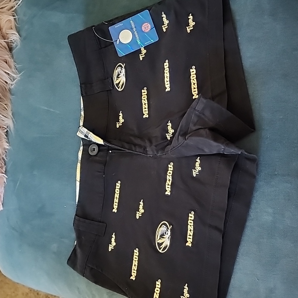Mizzou Tigers size 7 shorts.